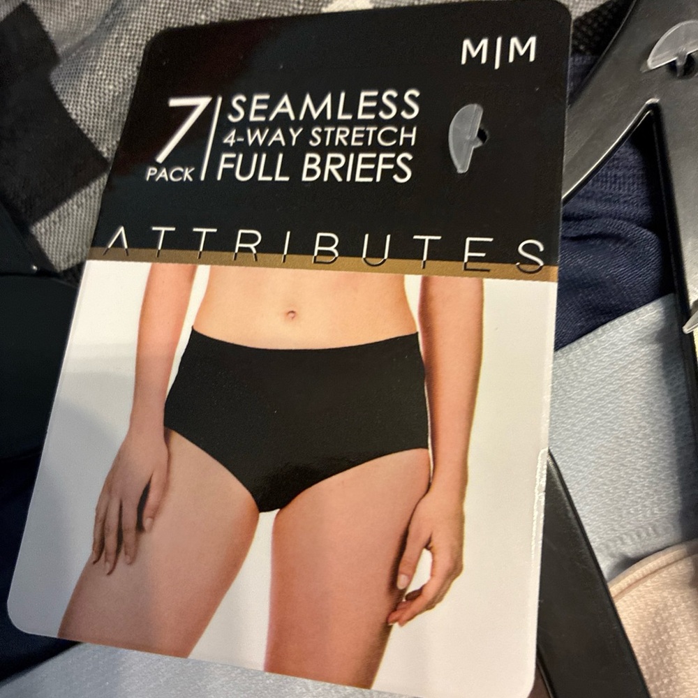 Attributes Seamless Full Briefs - 6 Pack
